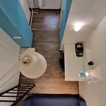 Turquoise Lofts Homestay *